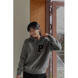 PY Wappen Knitted Hoodie